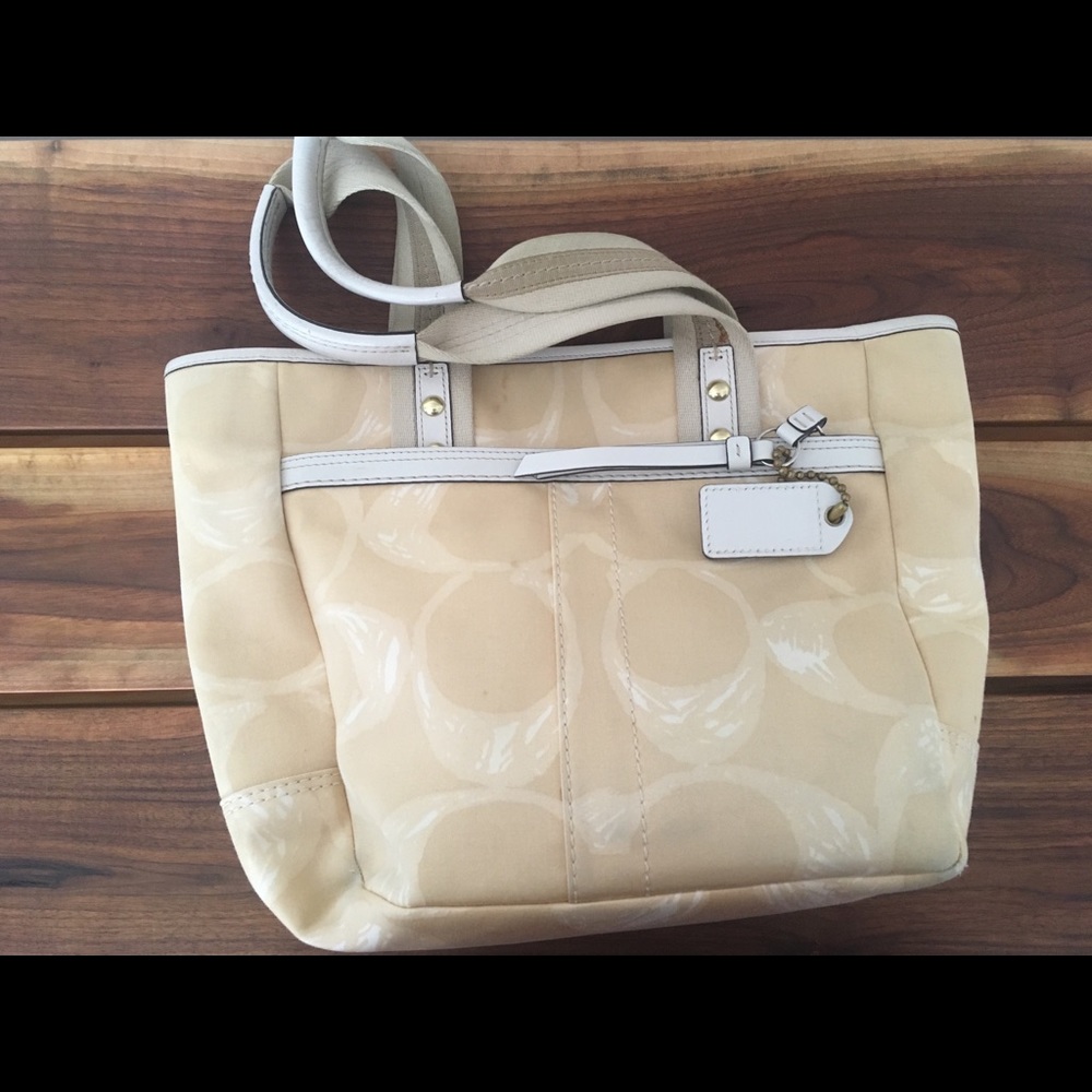 Hampton Tan Canvas Coach Bag